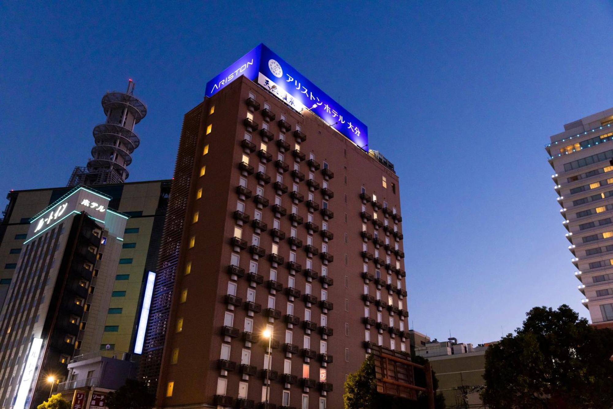 Natural Hot Spring Ariston Hotel Oita Exterior foto